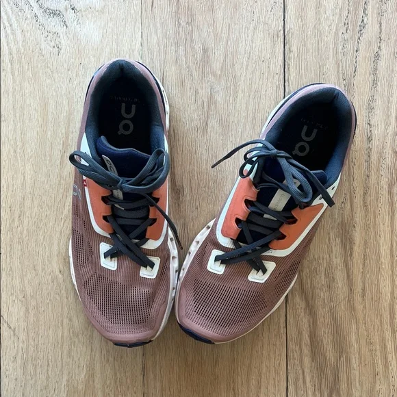 On Running Cloudstratus Athletic Shoes Cork/Fawn - Picture 2 of 6